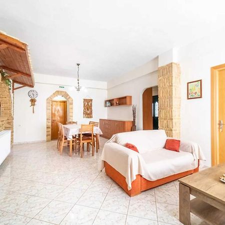 Villa Theo Marathias  Bagian luar foto