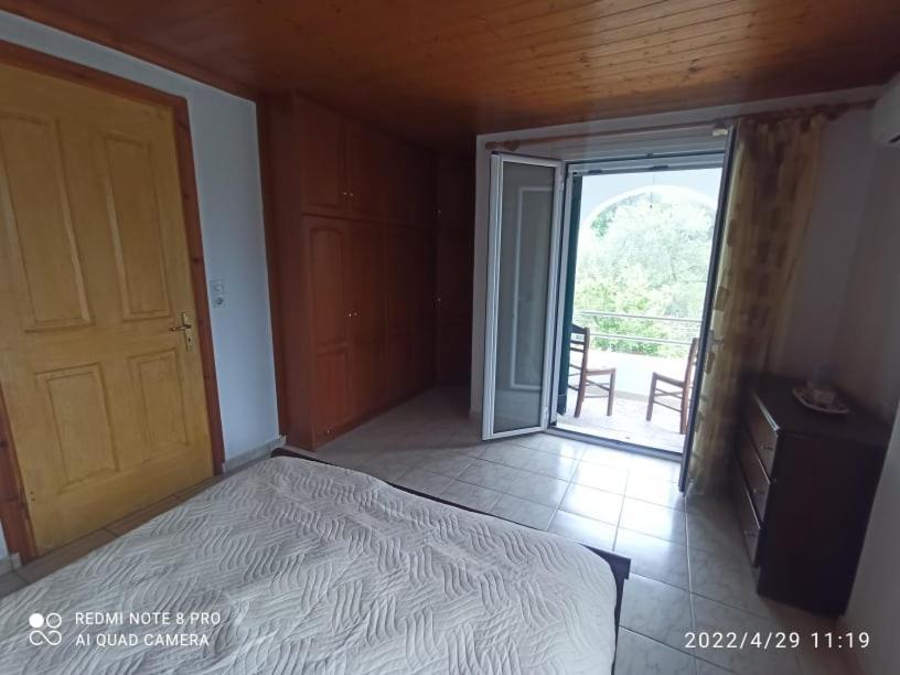 Villa Theo Marathias  Bagian luar foto