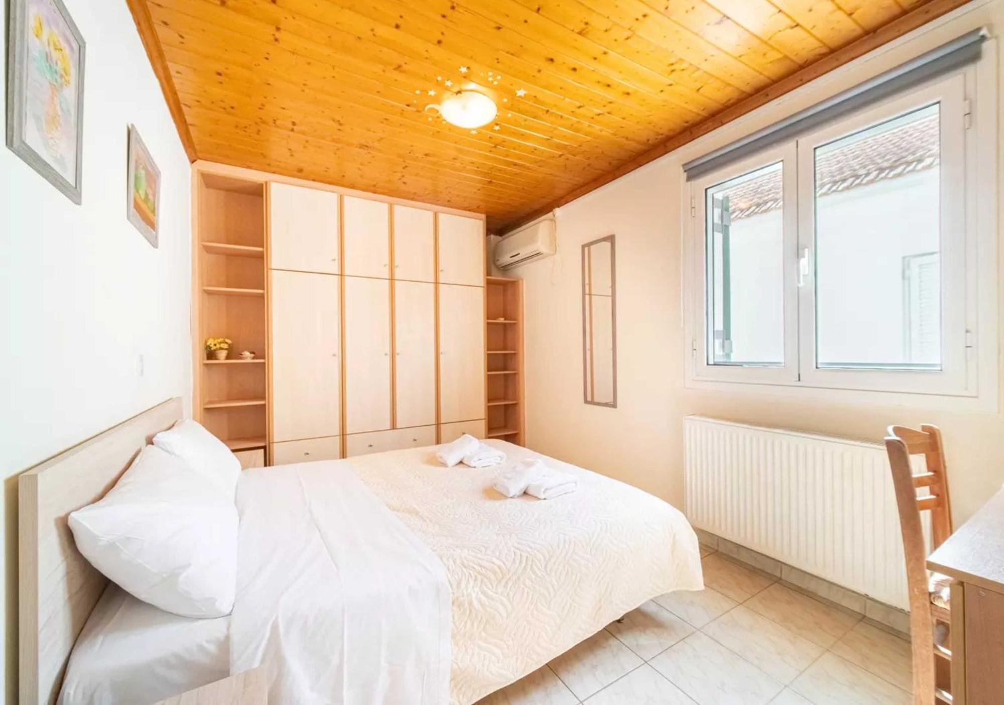 Villa Theo Marathias  Bagian luar foto